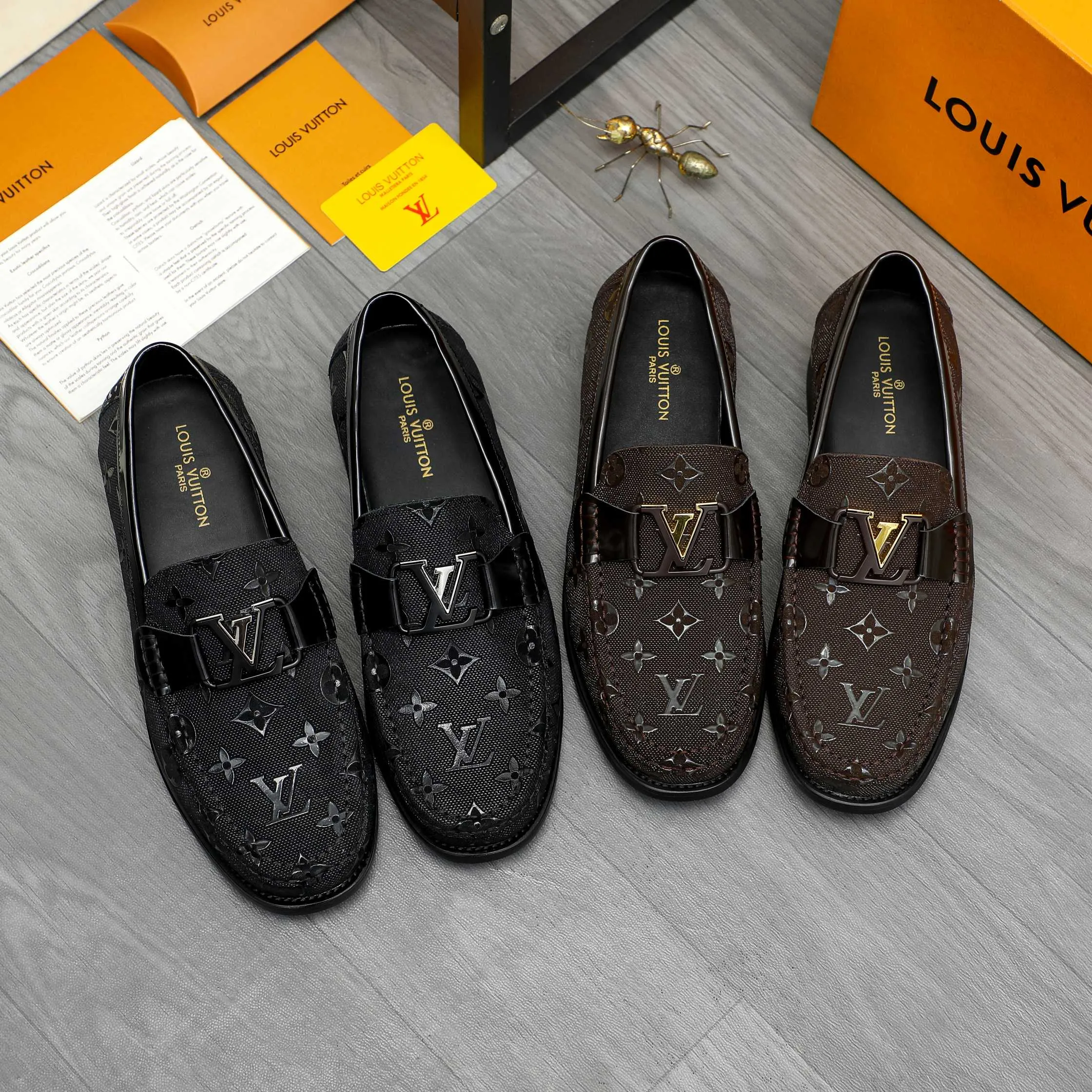 Men's shoes 💰p460 Product trademark: LV "Louis Vuitton" business slip-on leather shoes Regular size: 39-45 (45 is custom-made and non-returnable) Product materials: Selected embossed cowhide upper, cowhide lining, original rubber outsole